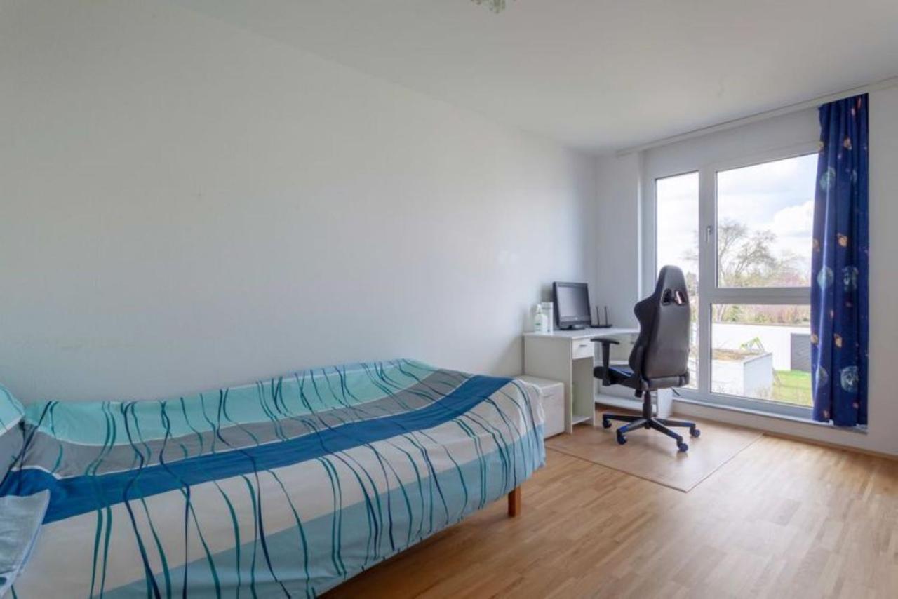 Privat Zimmer Richtung Messe Hannover Bagian luar foto